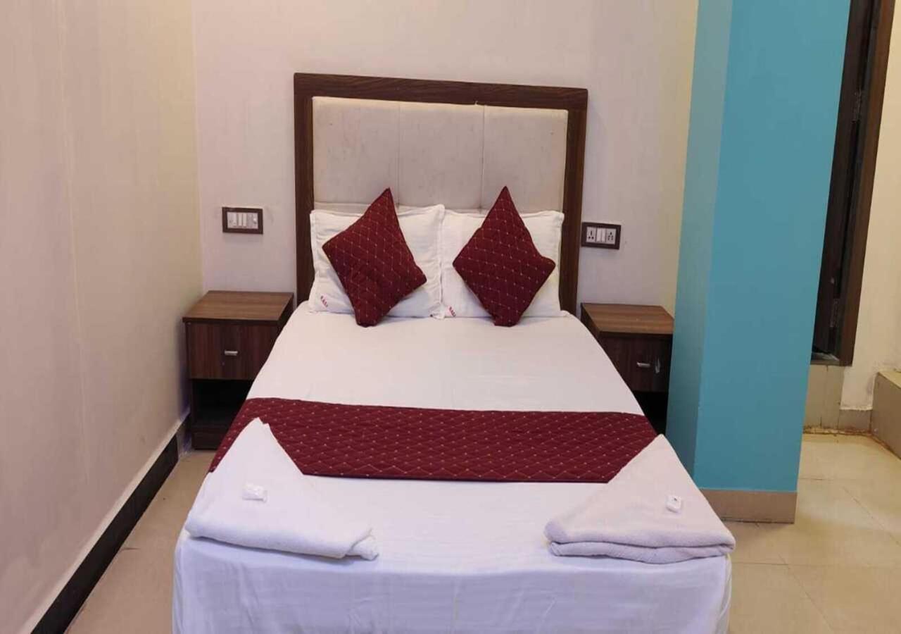 Hotel Blue Sky Residency Mumbai Exterior photo